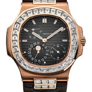 Patek Philippe Nautilus Watch - 5724R-001